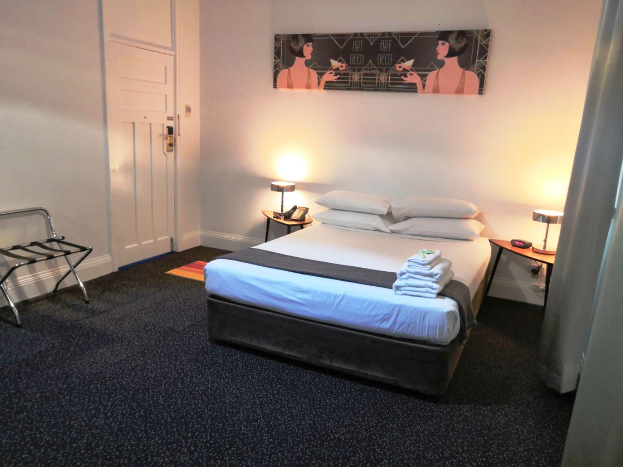 ไครทีเรียน โฮเต็ล เพิร์ธ Hotel เพิร์ท ภายนอก รูปภาพ