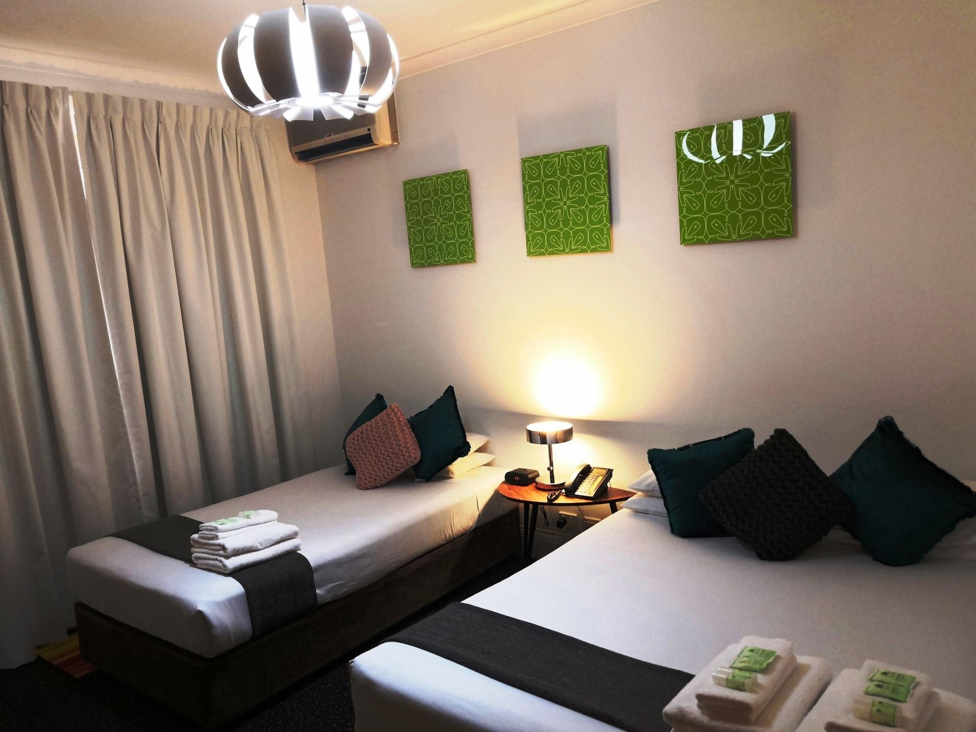 ไครทีเรียน โฮเต็ล เพิร์ธ Hotel เพิร์ท ภายนอก รูปภาพ