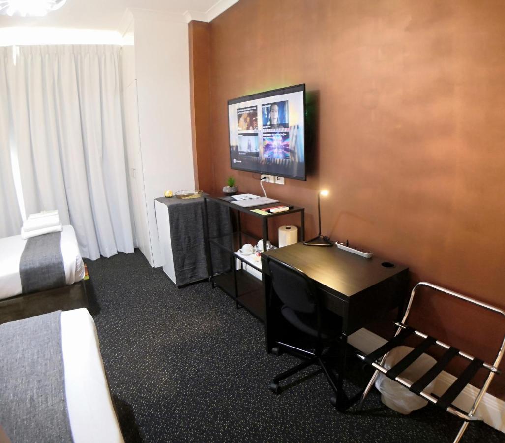 ไครทีเรียน โฮเต็ล เพิร์ธ Hotel เพิร์ท ภายนอก รูปภาพ